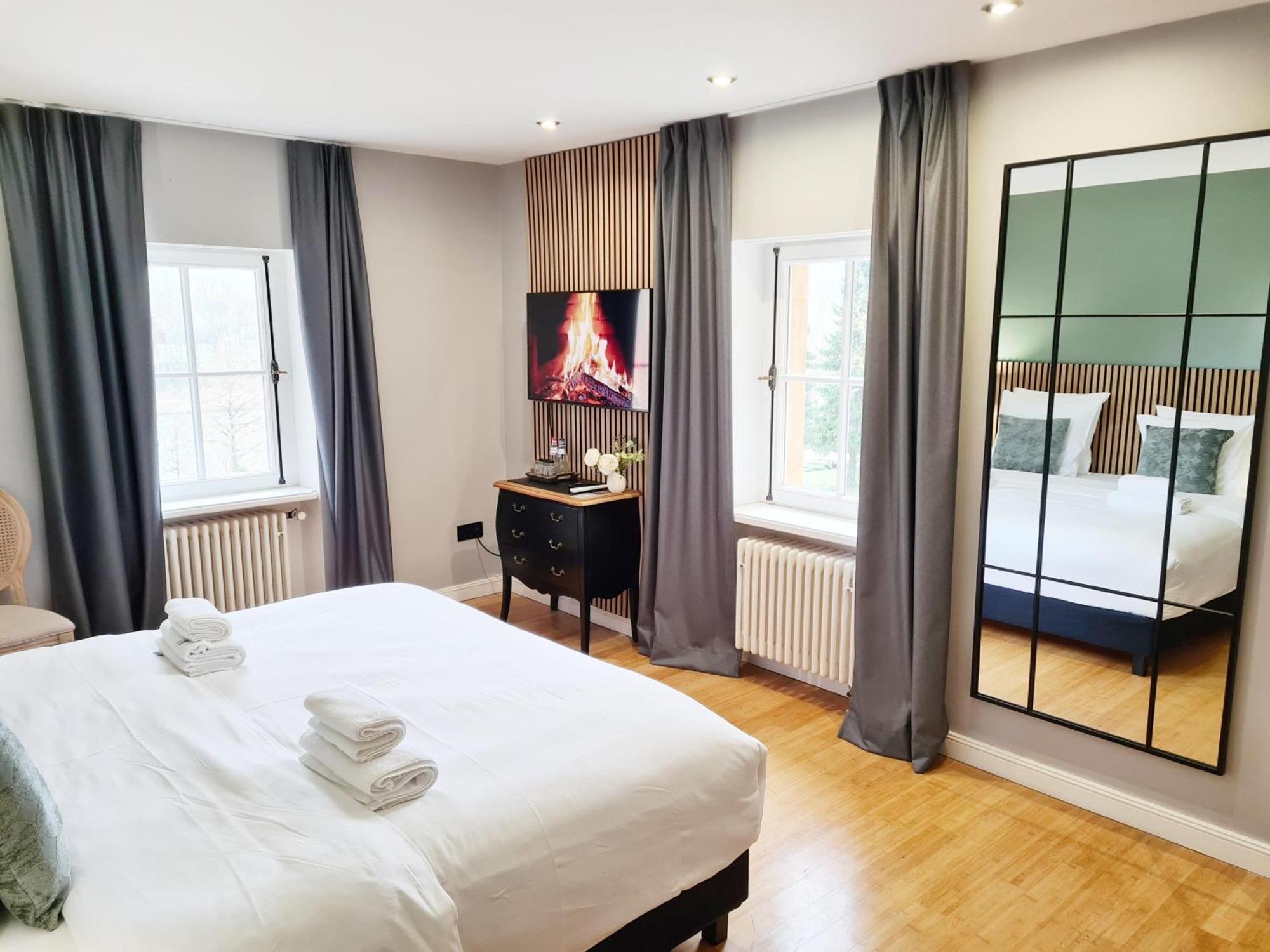 Hotel Chateau Шенген Екстериор снимка